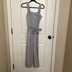 Xs jumpsuit from Anthropologie, only worn a few times.